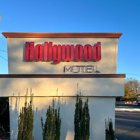 Hollywood Motel 法明代尔 外观 照片